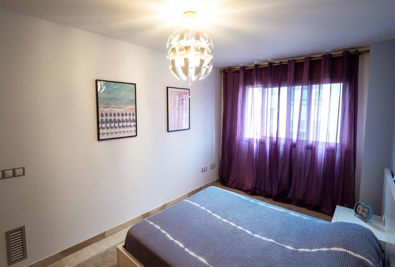 Two Bedroom Stylish Studio, 5 Minutes Walk From The Beach Lloret de Mar Exterior foto