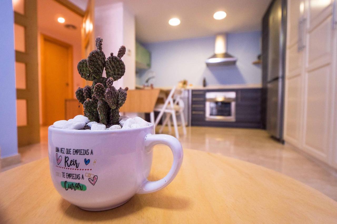 Two Bedroom Stylish Studio, 5 Minutes Walk From The Beach Lloret de Mar Exterior foto