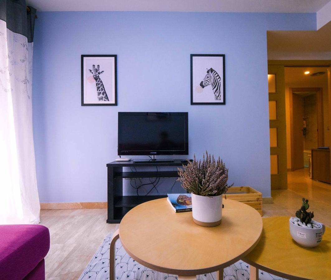 Two Bedroom Stylish Studio, 5 Minutes Walk From The Beach Lloret de Mar Exterior foto