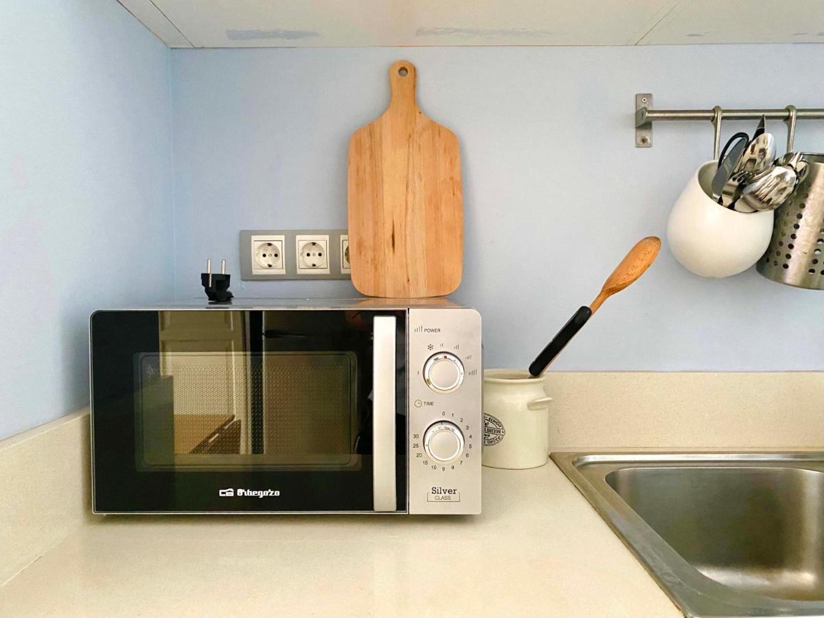 Two Bedroom Stylish Studio, 5 Minutes Walk From The Beach Lloret de Mar Exterior foto